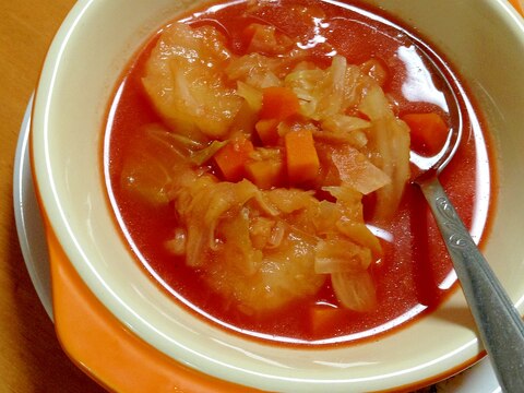 トマトピューレを使った野菜スープ
